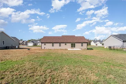 Exterior - 139 Knight Farm Rd, Stokesdale, NC 27357 photo 2 of 2