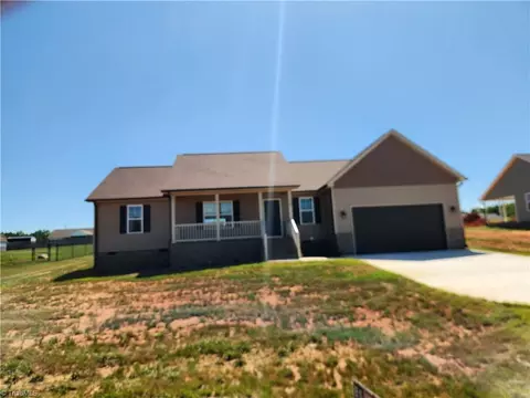 139 Knight Farm Rd, Stokesdale, NC 27357
