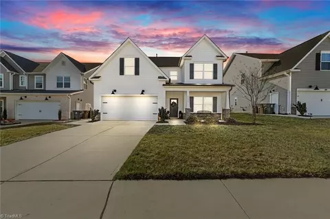 4009 Crimson Wood Ct, Greensboro, NC 27410