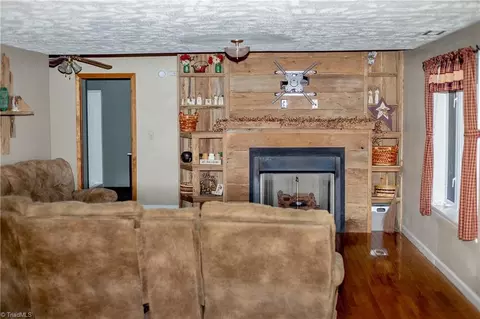 141 Turney Rd, Lowgap, NC 27024 photo 8