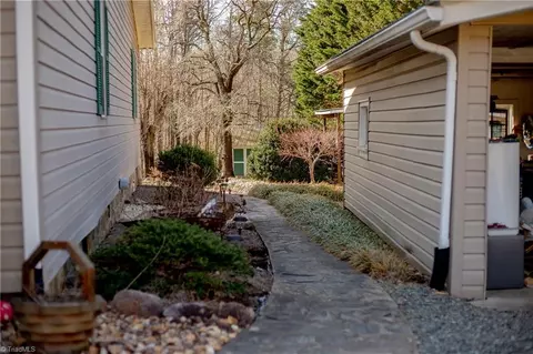 141 Turney Rd, Lowgap, NC 27024 photo 26