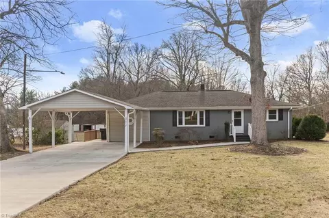 517 Triangle Rd, Reidsville, NC 27320