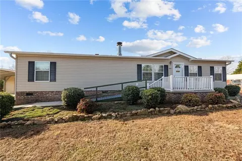 2668 Ashewood Dr, Snow Camp, NC 27349