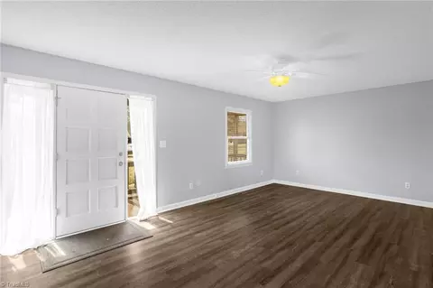 Living - 7048 Kennedy Rd, Trinity, NC 27370 photo 4 of 4