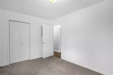 Bedroom - 7048 Kennedy Rd, Trinity, NC 27370 photo 3 of 5