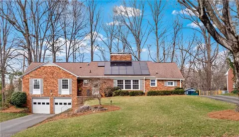 2865 Monticello Dr, Winston Salem, NC 27106
