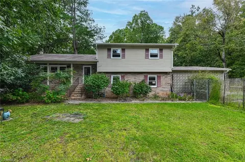 3926 Blumenthal Rd, Greensboro, NC 27406