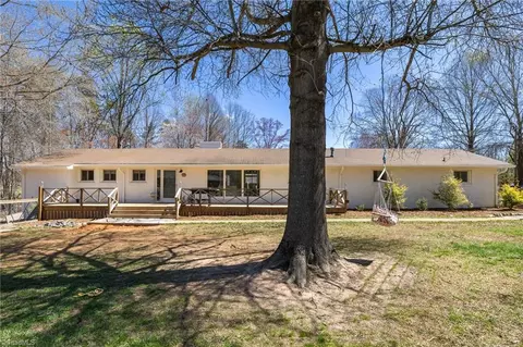 6532 Nc Highway 65, Summerfield, NC 27358