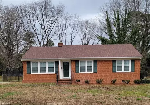 2308 Cherokee Dr, Greensboro, NC 27408