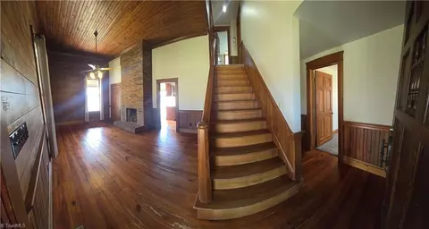 1077 Flat Shoals Rd, King, NC 27021 photo 8