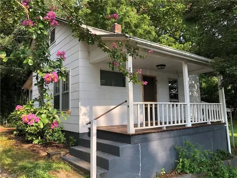 2080 Darwick Rd, Winston Salem, NC 27127