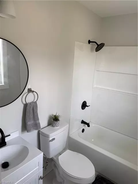Bath - 1908 Leonard Ave, High Point, NC 27260 photo 2 of 2