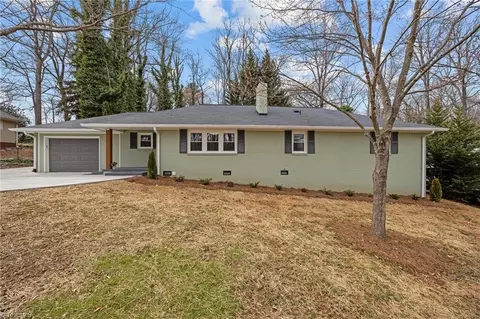 813 Greenwood Dr, Greensboro, NC 27410