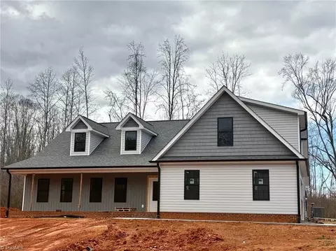 3114 Gallimore Dairy Rd, Denton, NC 27239 photo 2