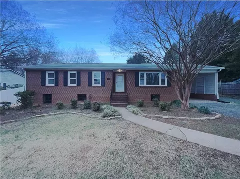 1400 Drumcliffe Rd, Winston Salem, NC 27103
