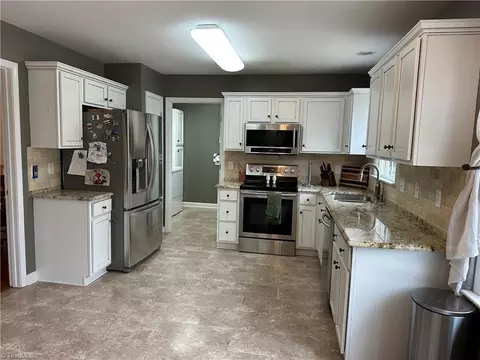 360 Saddlebred Loop, Stokesdale, NC 27357 photo 4
