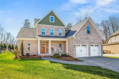 4492 Cheyenne Ct, Winston Salem, NC 27106