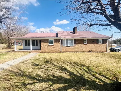 9710 Pine St W, Lowgap, NC 27024