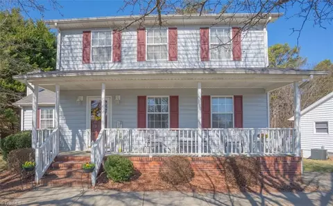 3704 Bethany Trce, Greensboro, NC 27406