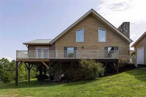 2361 Cora Caudill Rd, North Wilkesboro, NC 28659