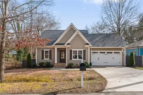 2273 Clawson St, Winston Salem, NC 27106