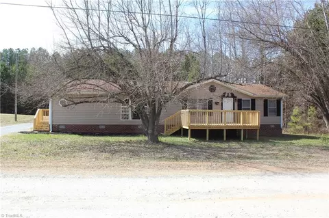 313 Grayland St, Lexington, NC 27295