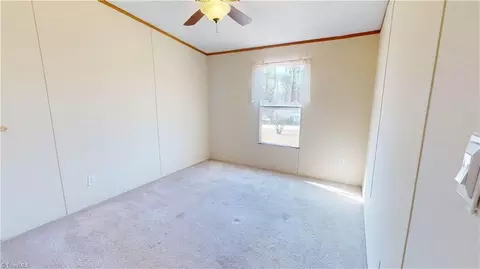 112 Pebblestone Ct, King, NC 27021 photo 6
