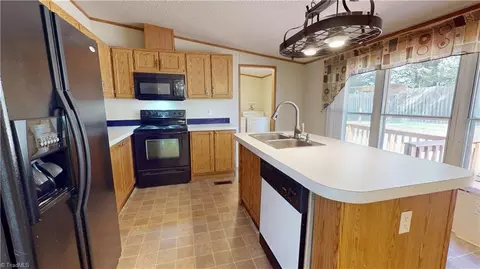 112 Pebblestone Ct, King, NC 27021 photo 18