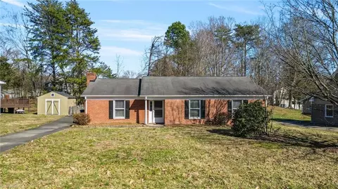 3505 Cedar Post Rd, Winston Salem, NC 27127