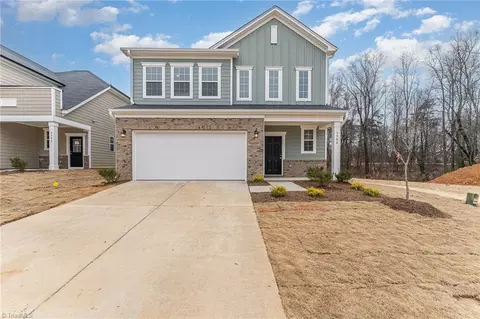 5904 Crossview Dr, Kernersville, NC 27284