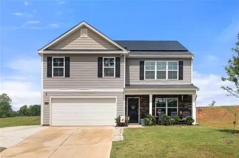 836 Hickory Point Dr, Lexington, NC 27292