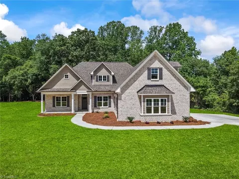 235 Horse Haven Rd, Lexington, NC 27295