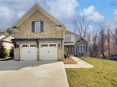 789 Kapstone Xing, Lexington, NC 27295