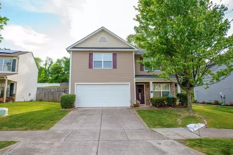 4521 Vernon Cir, Kernersville, NC 27284