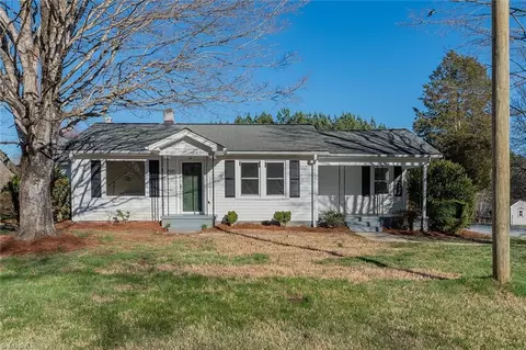 195 Arvil Hunt Rd, Lexington, NC 27295