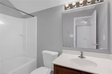 Bath - 649 Shellbark Dr, Concord, NC 28025 photo 2 of 3