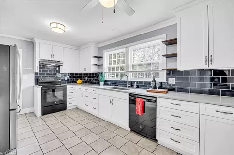 Kitchen - 307 Cedar St, Eden, NC 27288 photo 1 of 4