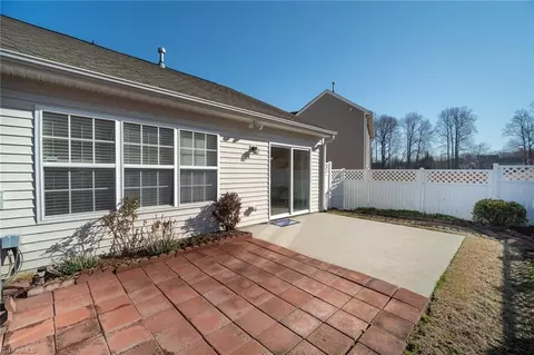 Exterior - 1237 Burkston Ct, High Point, NC 27262 photo 7 of 10