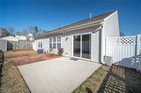 Exterior - 1237 Burkston Ct, High Point, NC 27262 photo 5 of 10