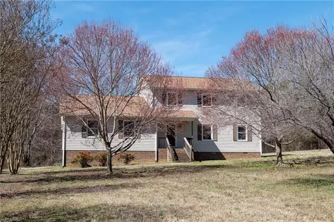 4018 Melissa Laine Rd, Greensboro, NC 27406