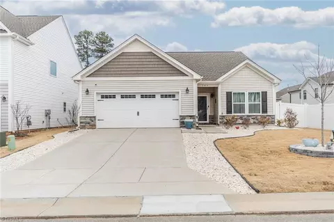 Exterior - 143 Centerpiece Dr, High Point, NC 27265 photo 5 of 5
