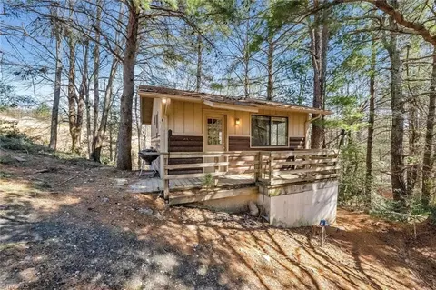 209 Grindstone Ln, Millers Creek, NC 28651