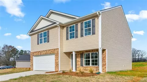 Exterior - 4526 Red Oak Dr, Trinity, NC 27370 photo 2 of 2