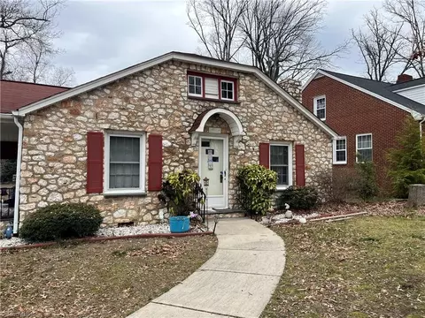 2334 Edgewood Dr, High Point, NC 27262 photo 1