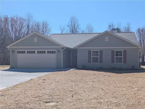 4656 Swain Ln, Walkertown, NC 27051