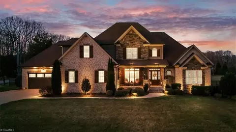6640 Linville Ridge Dr, Oak Ridge, NC 27310