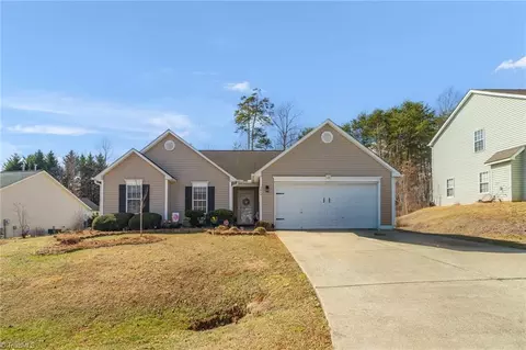 4640 Hanley Park Dr, Walkertown, NC 27051