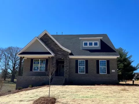 8109 Back Nine Dr #66, Stokesdale, NC 27357