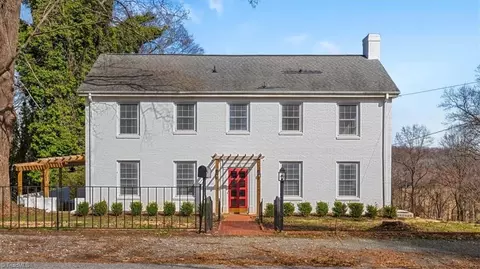 308 Highland Dr, Eden, NC 27288