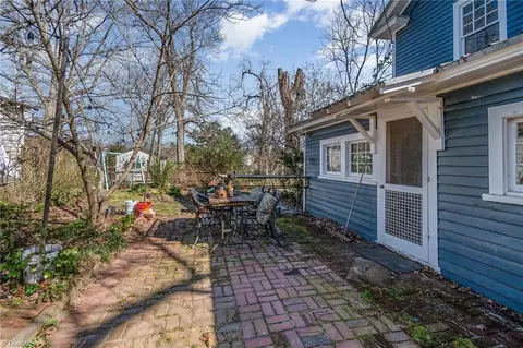 1108 Trinity St, Thomasville, NC 27360 photo 38